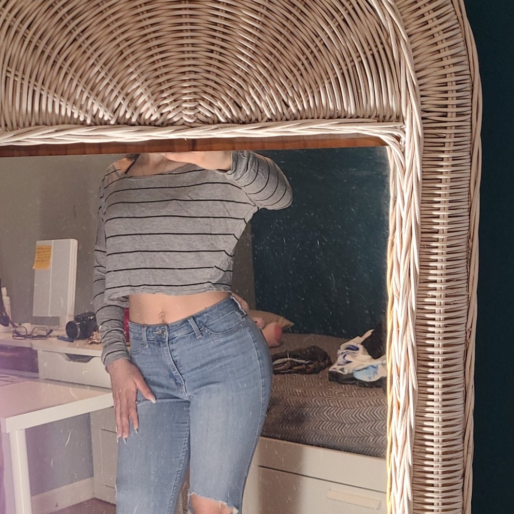 Comfy crop top